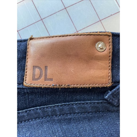 DL1961 Nicky Mid Rise Cigarette Stretch Denim Jeans Medium Wash Womens 27‎ x 31 - Picture 5 of 13